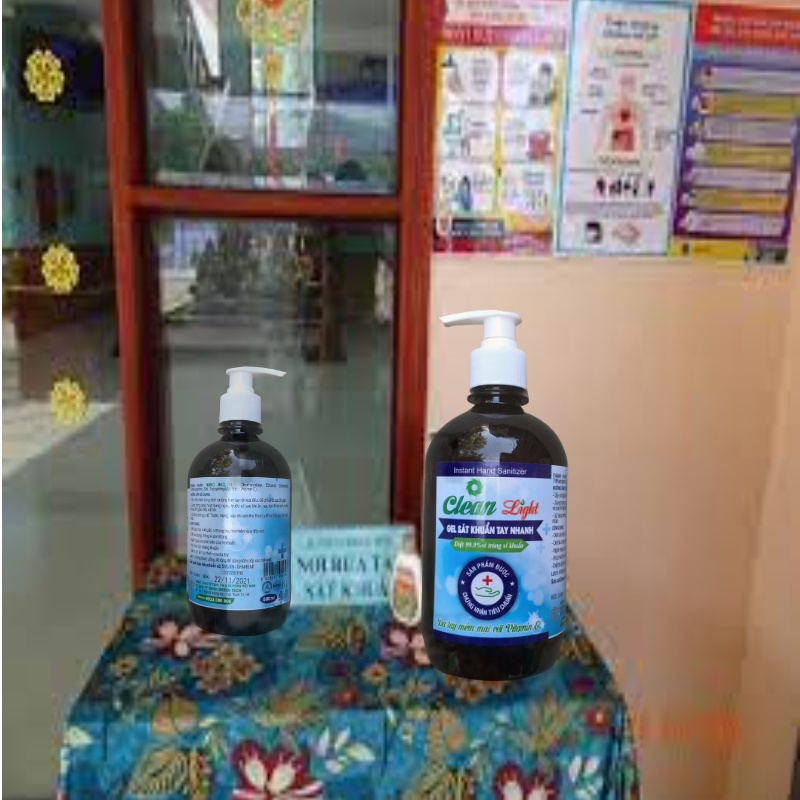 Dung Dịch Sát Khuẩn Tay Nhanh Clean Light - Da Tay Mềm Mại Với Vtamin E - Chai 500ml | BigBuy360 - bigbuy360.vn