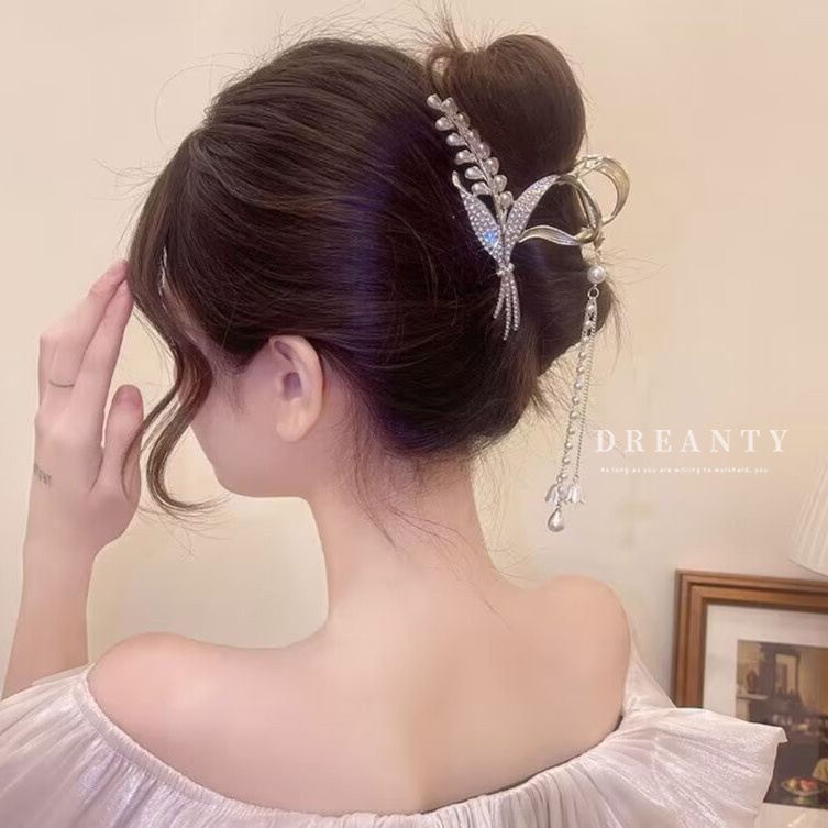 Kẹp Tóc Hình Cá Mập Đính Ngọc Trai Sang Trọng