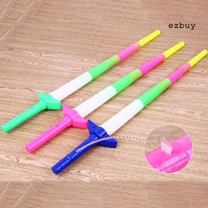 Gậy phát sáng có 4 khúc nhiều màu sắc . Đồ chơi phát sáng cho bé dịp trung thu có kèm Pin