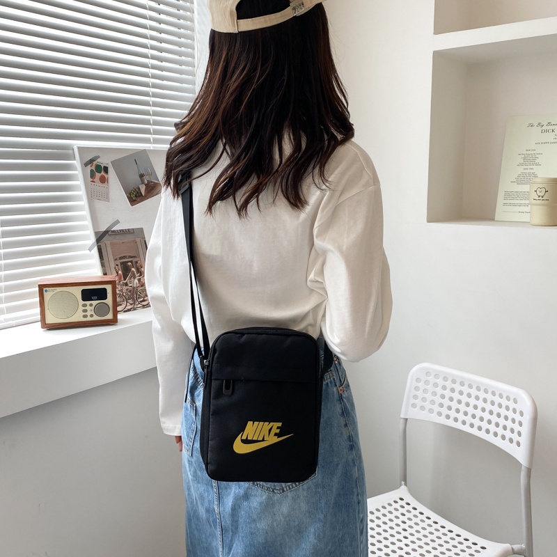 Túi đeo chéo Nike CL3178 chất lượng cao | BigBuy360 - bigbuy360.vn