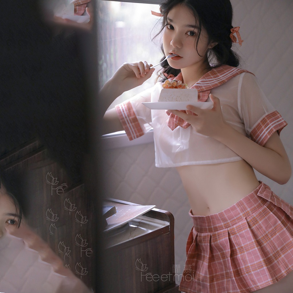 Cosplay nữ sinh sexy caro xinh C249