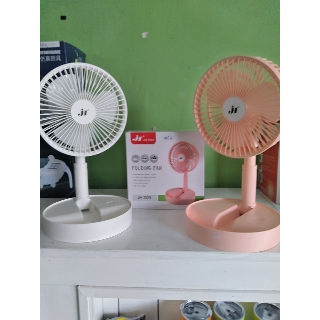 Quạt sạc tích điện gấp gọn ( giá hot )