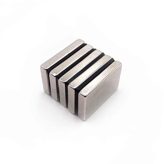 Nam châm đất hiếm hình chữ nhật 30x20x3/5/10mm từ tính mạnh N35