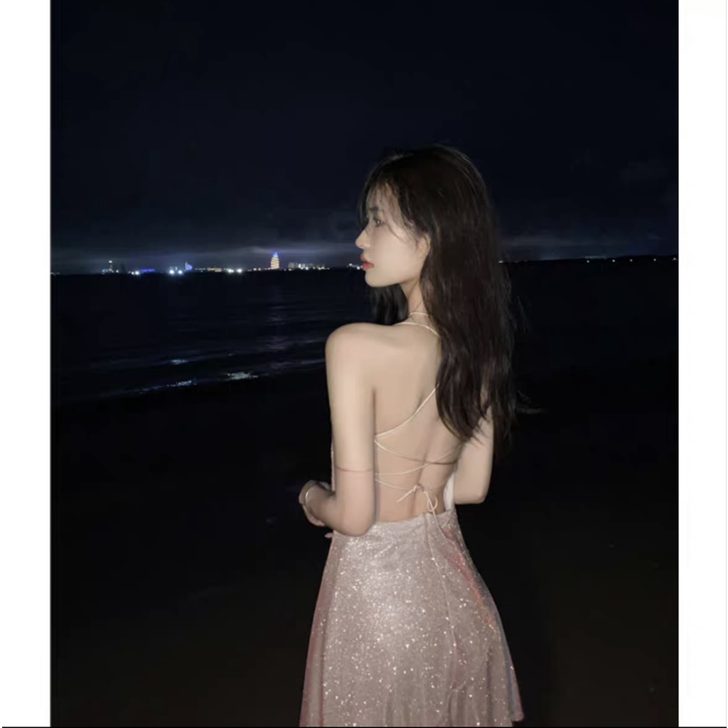 Đầm ren dây hở lưng gợi cảm đi biển