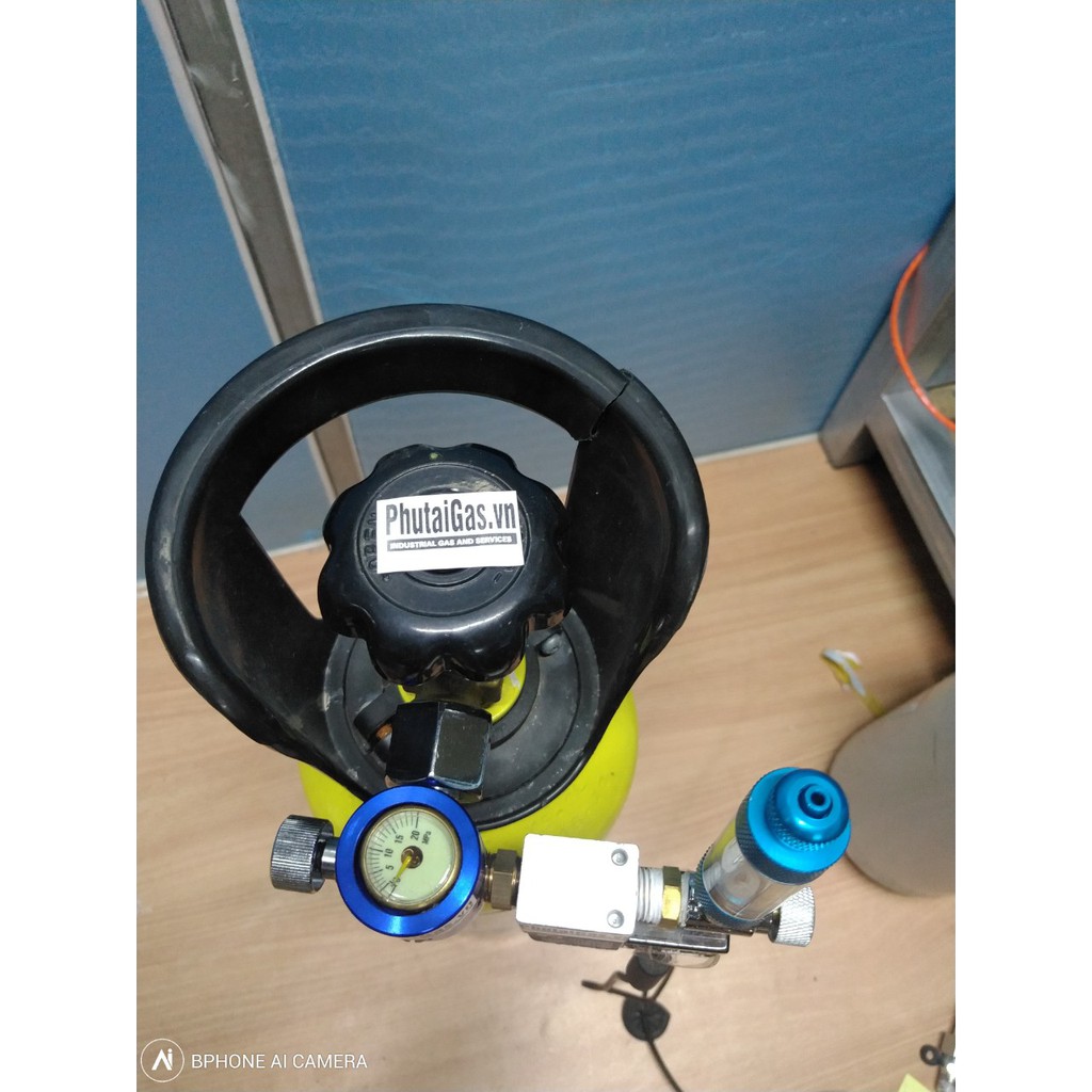 Van điện thủy sinh CO2