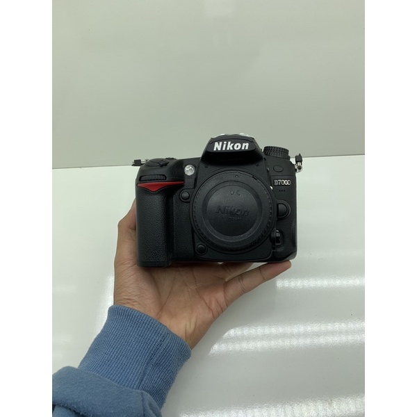 Bộ máy ảnh nikon D7000 kèm lens AF-S 18-55