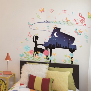 Decal dán tường  cô gái đánh đàn