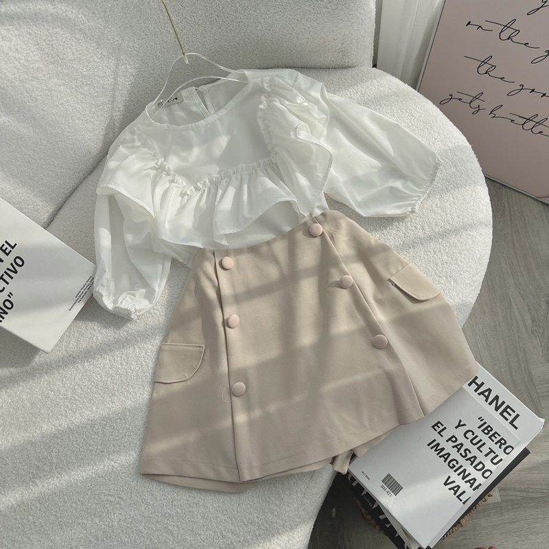 SET ÁO BBD BÈO TRẮNG + CHÂN VÁY NÚT KEM