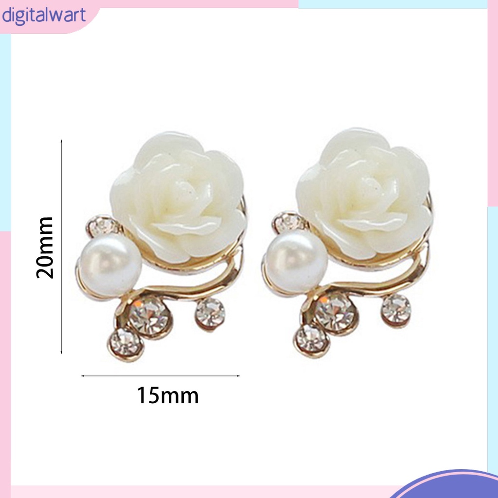 Cặp khuyên tai thiết kế hình hoa hồng đính đá và ngọc trai giả sang trọng dành cho nữ