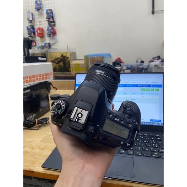 Máy ảnh Canon 80D kèm 18-55STM