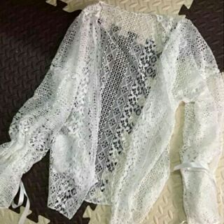 [ORDER]Áo khoác ren mỏng nơ tay tiểu thư