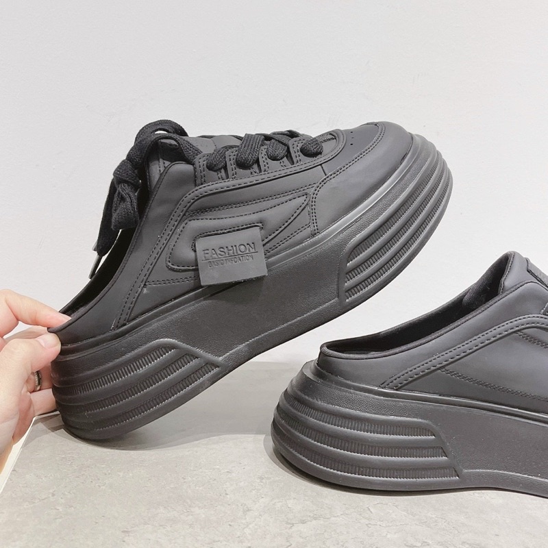 Giày sục thể thao đế bánh mì Daimiya qccc fullbox