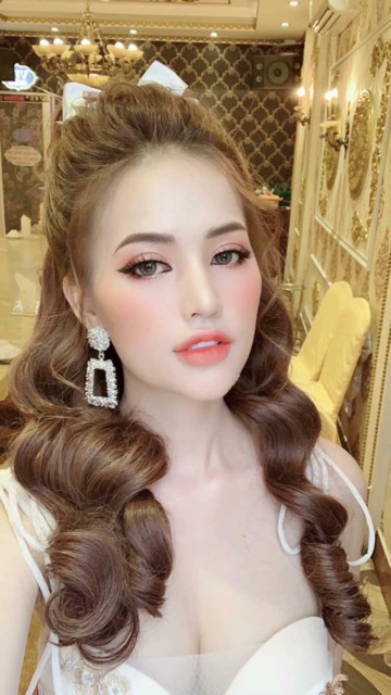 Hoa tai hình khối phong cách Âu mỹ