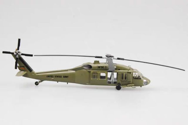 MÔ HÌNH TRỰC THĂNG UH-60A TỶ LỆ 1/72