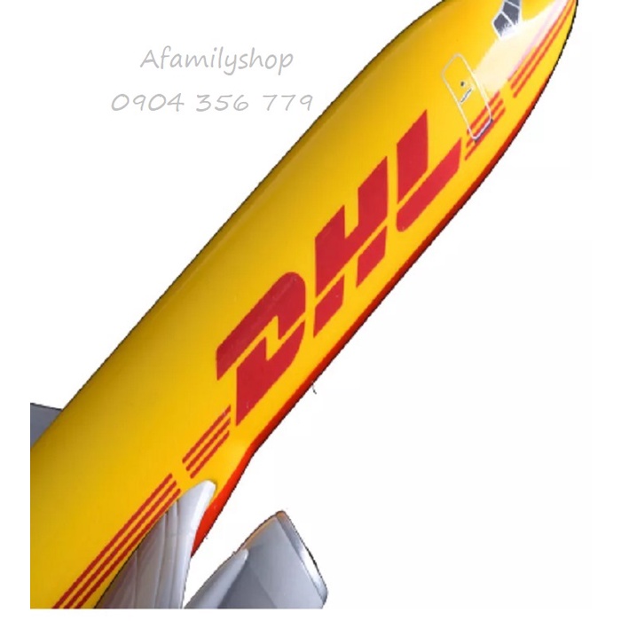 Mô hình máy bay DHL Express Boeing B737 47cm có bánh xe và led