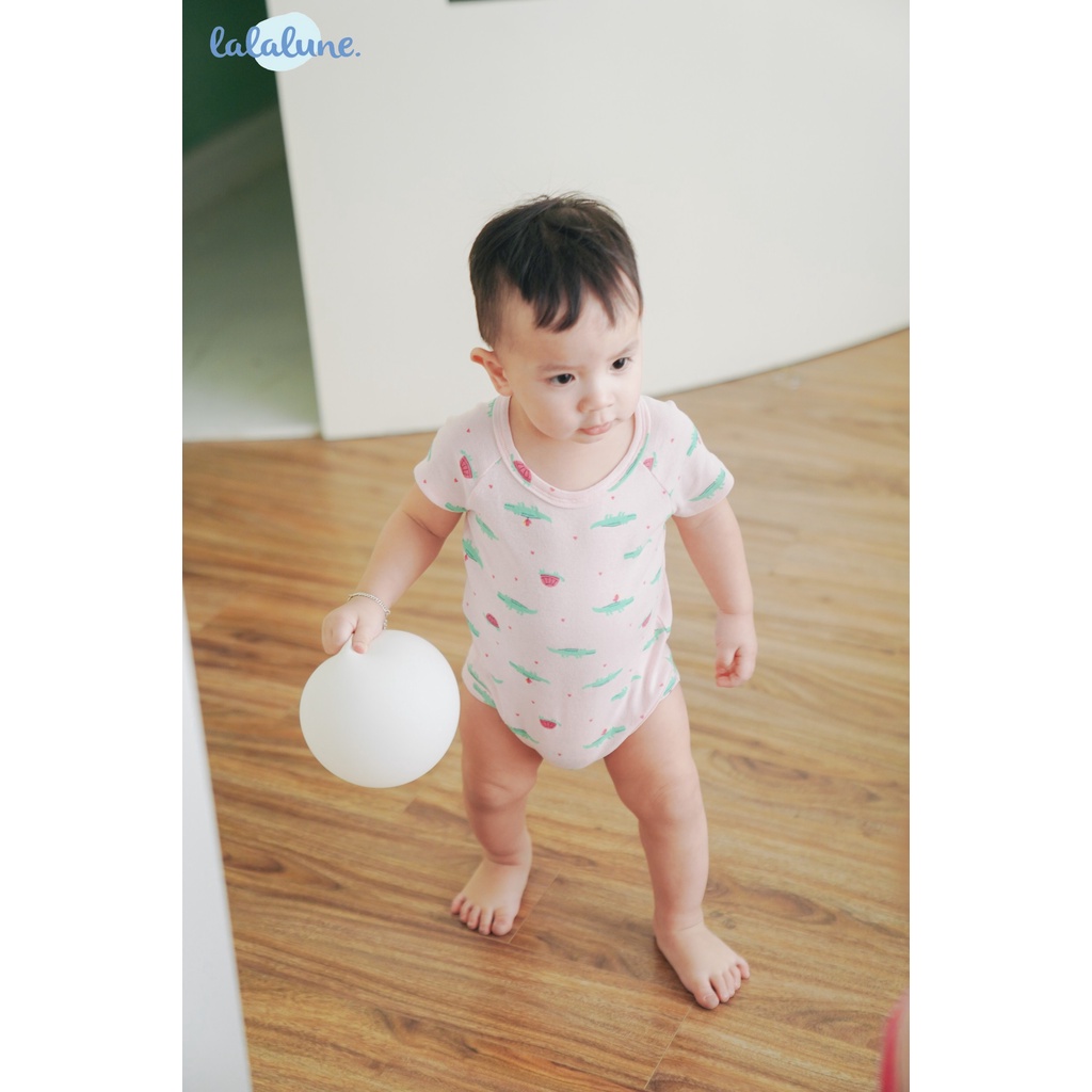 Bộ bodysuit hình cá sấu xinh xắn kèm nón lalalune dành cho bé