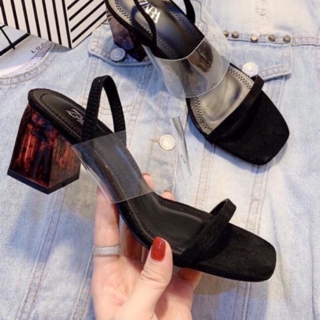 Sandal zara