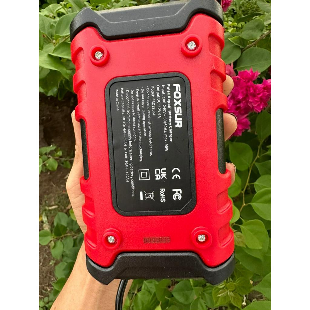 Sạc Bình ắc quy ô tô xe máy 12V 4Ah - 100Ah FOXSUR tự ngắt khi đầy chức năng bảo dưỡng phục hồi ắc quy bằng khử sunfat