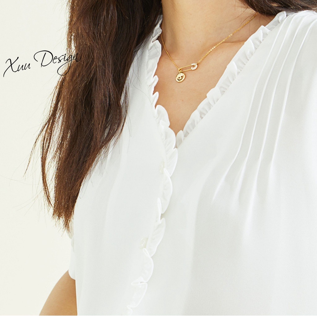 Áo sơ mi nữ trắng công sở XUU cổ V, phối viền bèo nữ tính - SP42