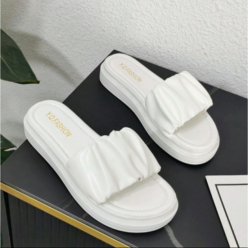 Dép Nữ Quai Ngang Dép Bánh Mì Siêu Hót Xinh Xắn Đế PU 3P Xịn Cực Nhẹ Êm Chân Da Mềm