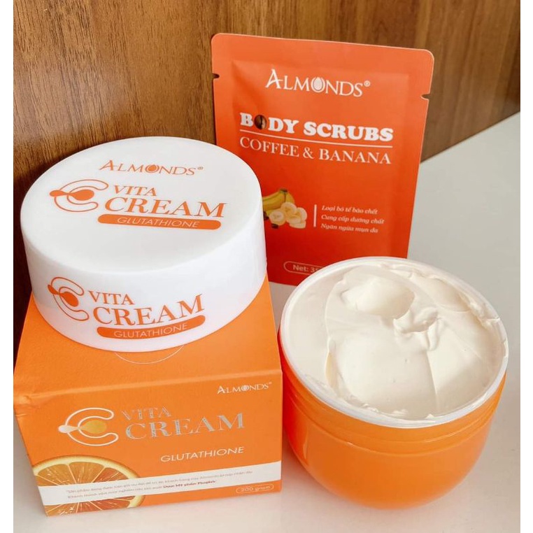 BODY VITA C ALMONDS MUA 1 TẶNG 1 TẨY TBC BODY