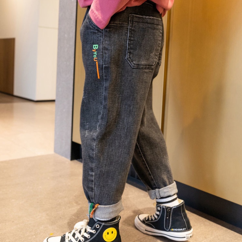 Quần Jean cho bé trai,Quần JeansThêu Hình Thời Trang Cho Bé Trai 5 Tuổi 15-55KG