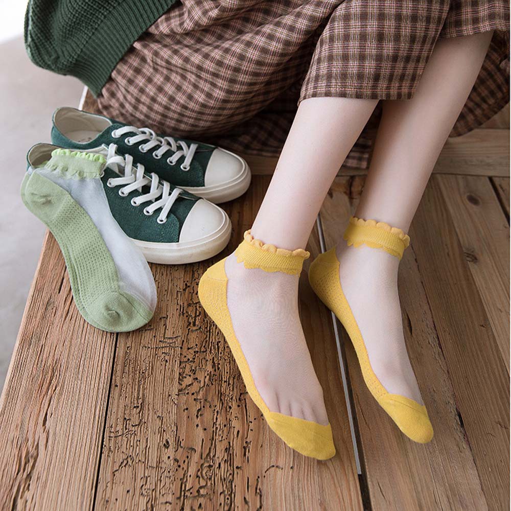 [FREESHIP❤️]Tất Chân Nữ Hoa Cúc Cỗ Ngắn Các Mầu Xinh Xắn Loại 1 Dày - Mẫu Mới Màu Ngẫu Nhiên.