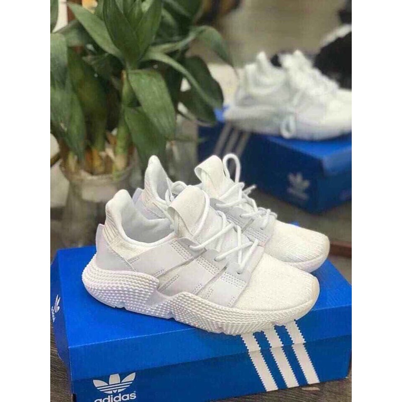 Giày trắng Nam Nữ Adidas size 40