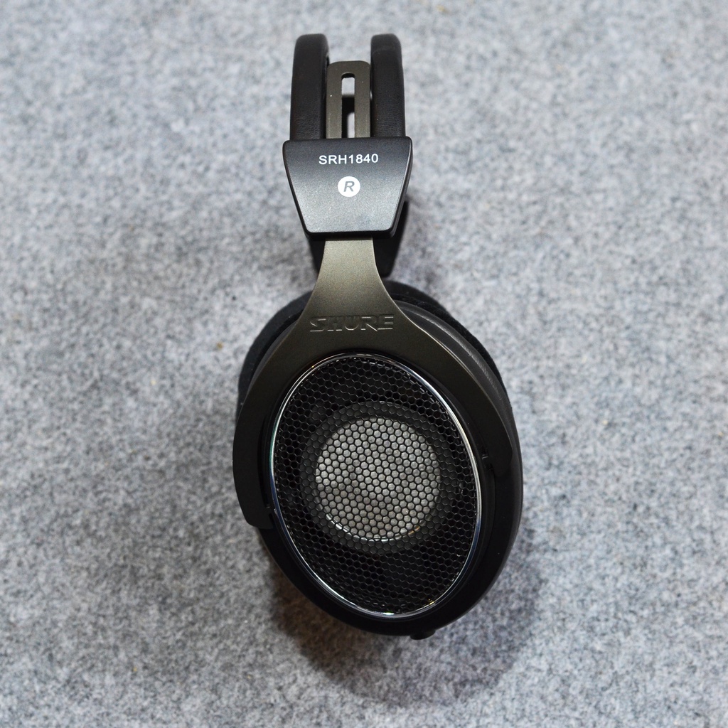 Tai nghe chụp tai kiểm âm cao cấp Shure SHR1840