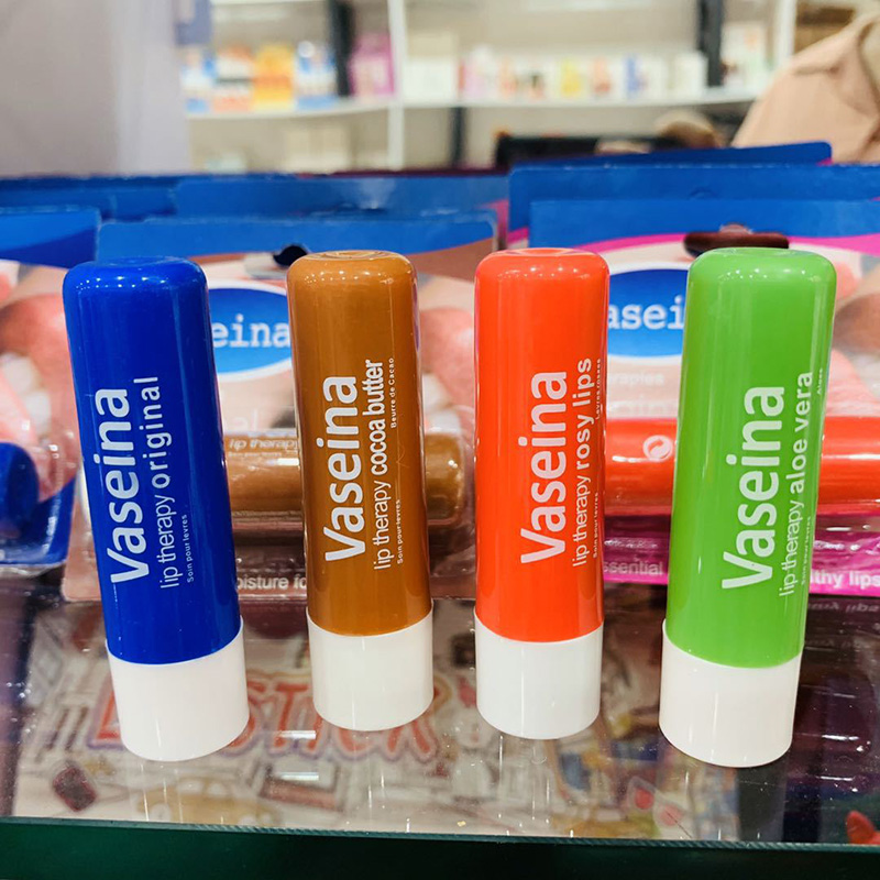 【YKN】Vaseline Lipstick Transfer Tube Lip Balm Moisturizing Lipstick