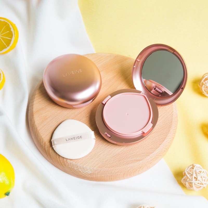 LANEIGE PHẤN NƯỚC LAYERING COVER CUSHION