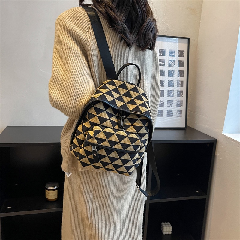 Balo IELGY nhỏ nhắn thiết kế thời trang đơn giản cho nữ