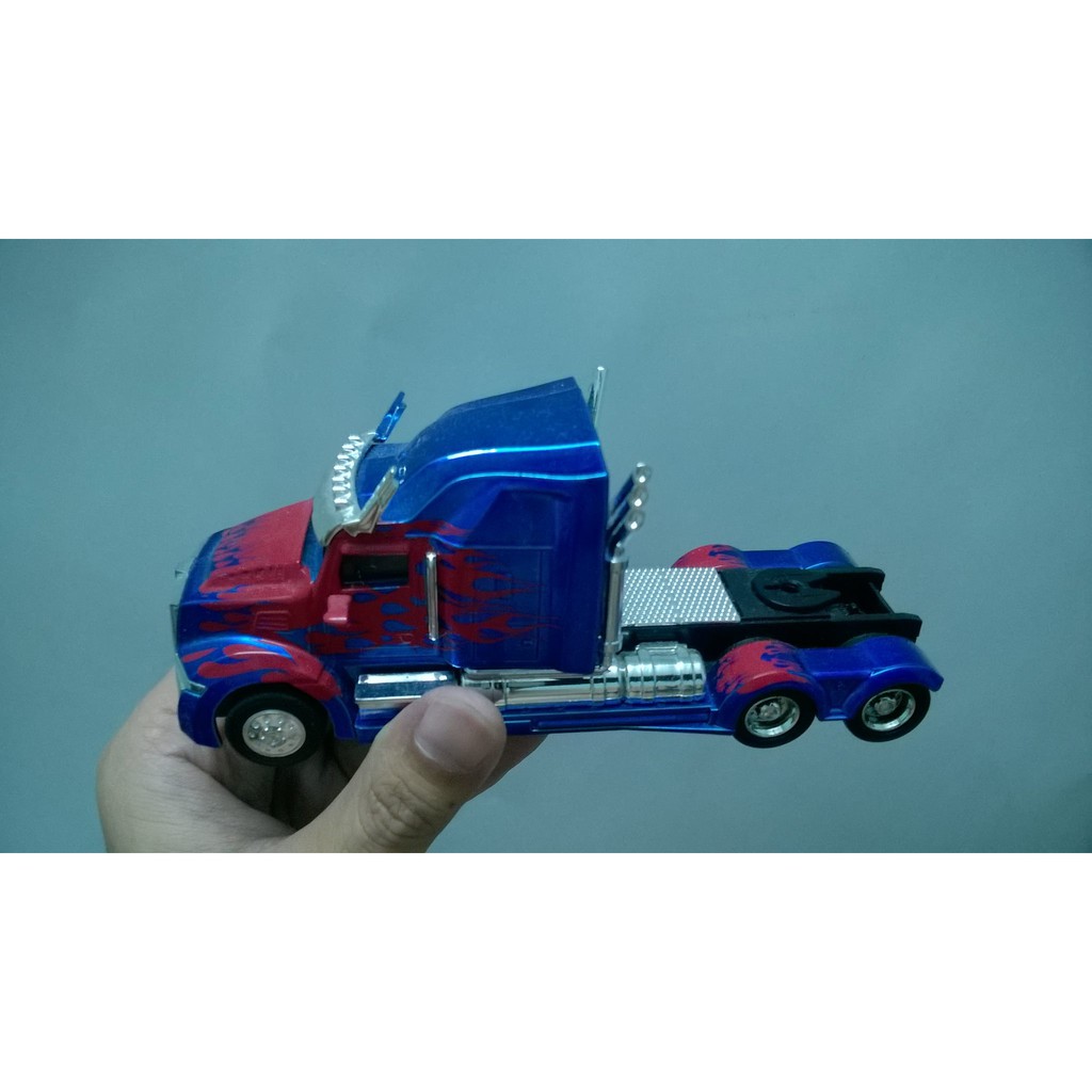 Xe mô hình Optimus Prime container đầu kéo  - Jada- mới 100% 1/64 dài