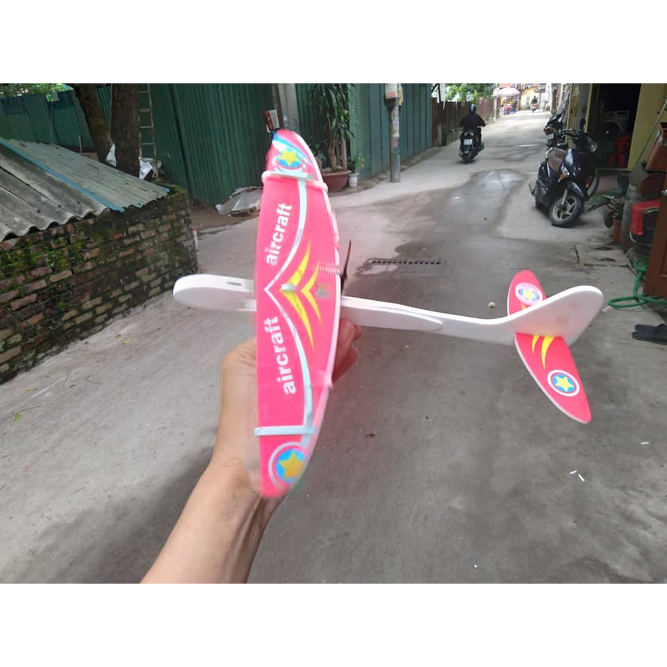 Máy báy xốp đồ chơi