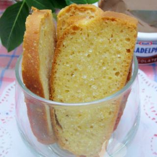 Bánh mỳ sấy bơ đường ( 200g)