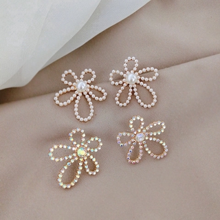 Bông tai kim bạc S925 thiết kế dạng hoa rỗng đính ngọc trai phong cách Hàn Quốc đơn giản xinh xắn cho nữ G1C13