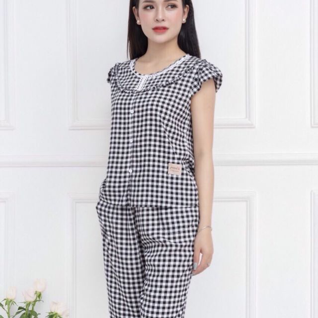 Bộ lanh kẻ và hoa siêu mát