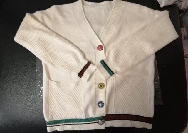 Áo khoác len Cardigan khuy chất mềm mại mịn đẹp dáng hàn quốc( kèm ảnh thật) | BigBuy360 - bigbuy360.vn
