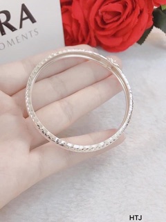 Lắc tay bạc cho nữ giới