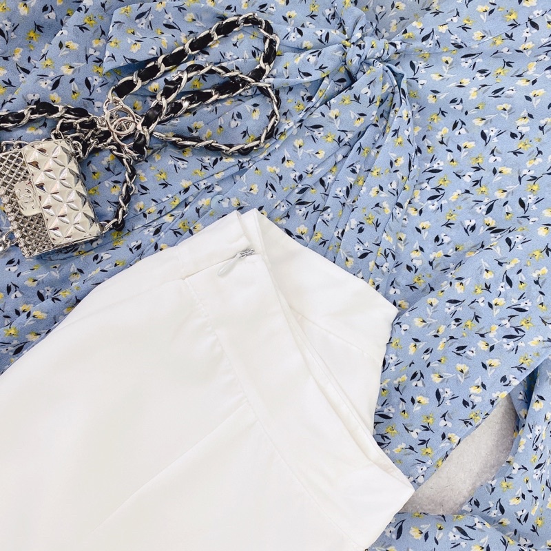 SET ÁO HOA THẮT NƠ + SHORT TRẮNG