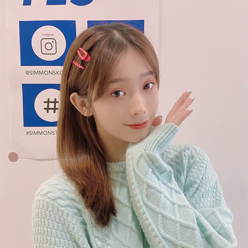 Set 4 kẹp tóc màu sắc dễ thương đáng yêu xinh xắn cao cấp cho bé