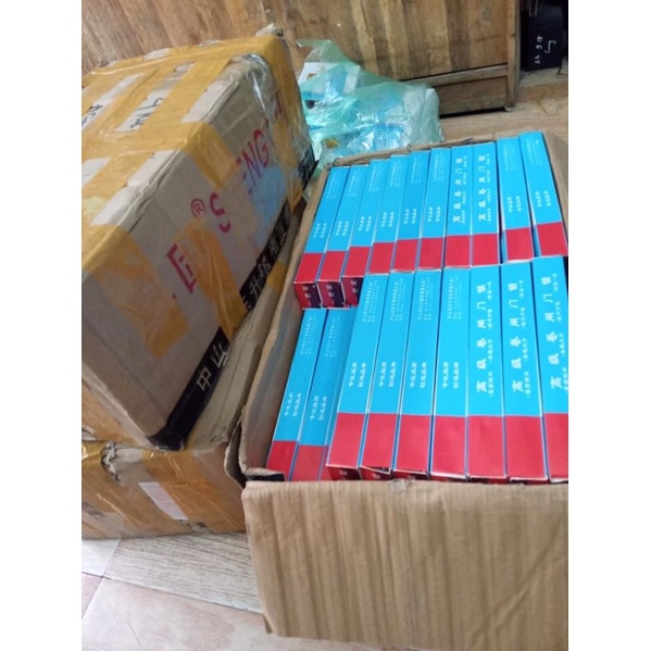 Ổ khoá cửa cuốn ( loại chìa 4 cạnh )