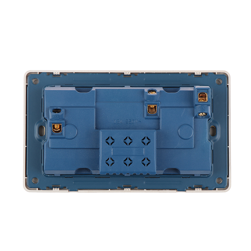 Ổ Cắm Tường 5 Lỗ