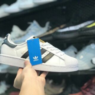 Giày adidas ss mũi sần