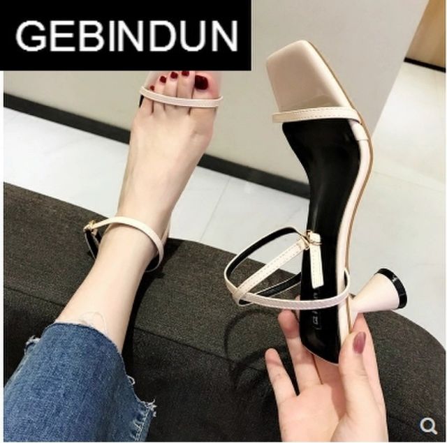 Sandal dây mảnh hot 2019