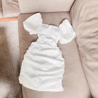 ĐẦM TRẮNG CỔ VUÔNG ĐAN LƯNG RÚT DÂY