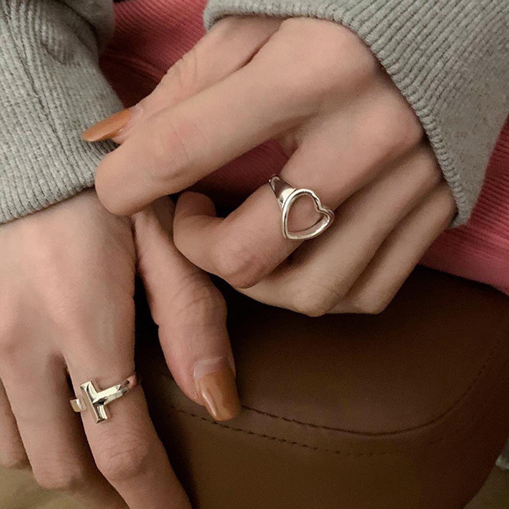 Nhẫn Hở Khắc Chữ Phong Cách Vintage Cá Tính Cho Nữ