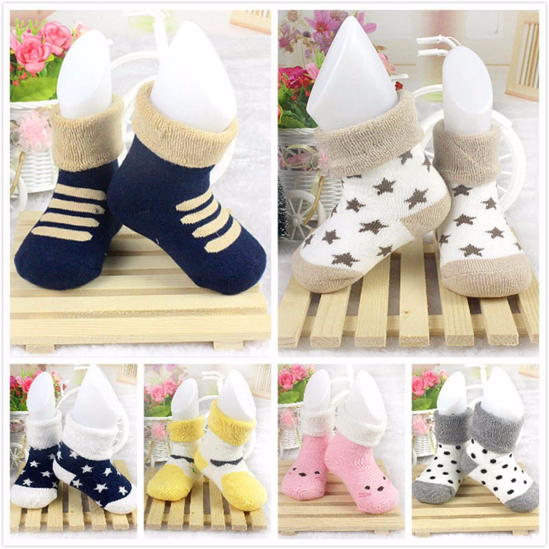 Vớ Chống Trượt Dày Dặn Giữ Ấm In Họa Tiết Hoạt Hình Dễ Thương Cho Bé 0-1 Tuổi