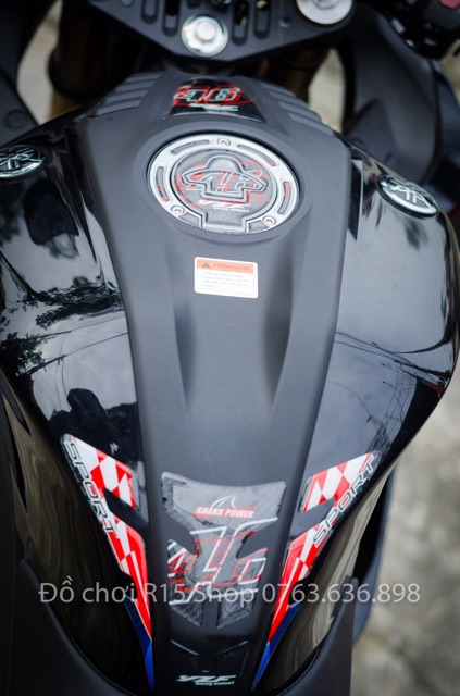 Tem dán bảo vệ bình xăng R15, tem xương cá, tem nắp xăng..