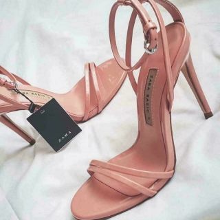 guốc zara trả khách